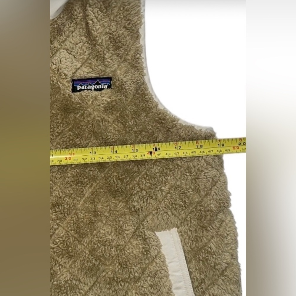 Patagonia Women Reversible Los Gatos Hooded Vest Calcium size S - Picture 7 of 8